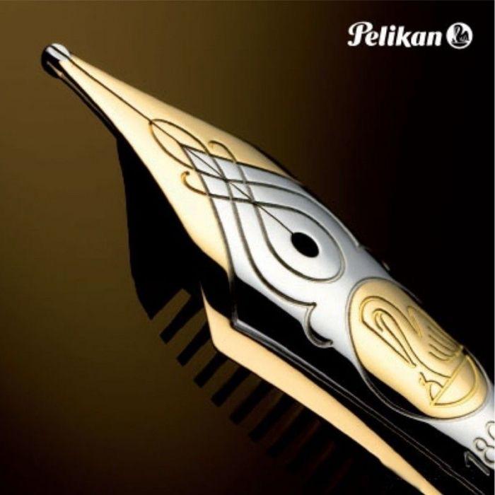 Pelikan Souverän M800 Green Demonstrator. Special Edition