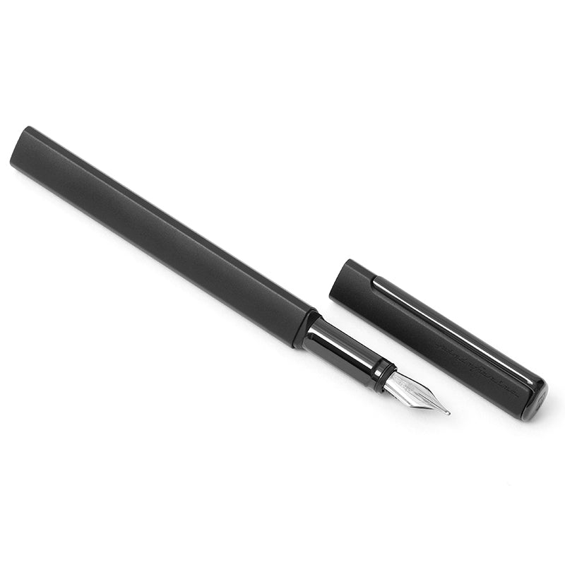 Pininfarina PF One Black