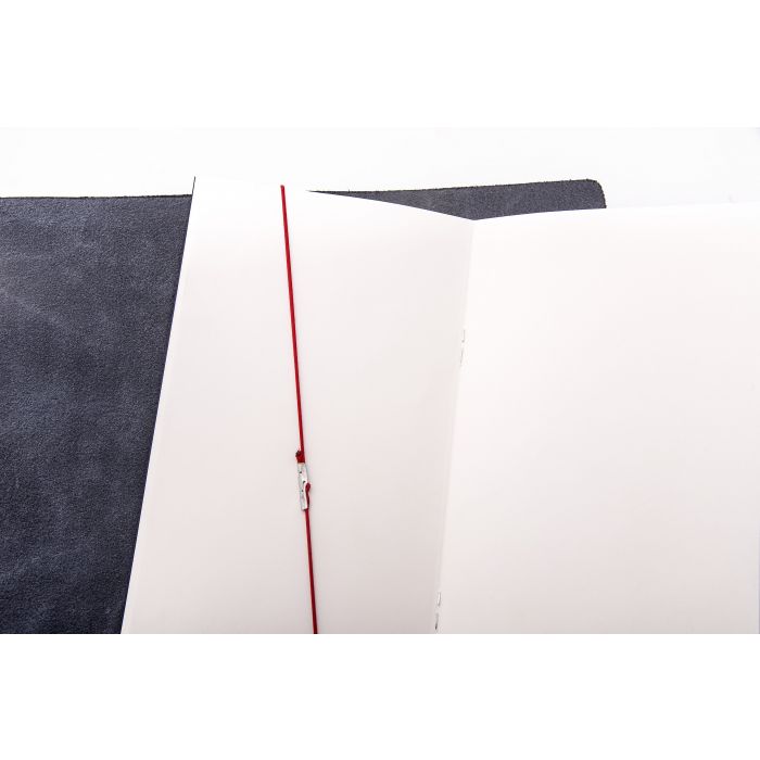 Traveler Notebook Black Leather/Red Rubber