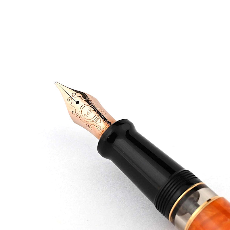 Aurora Optima Auroloide Arancio 14K Gold Nib