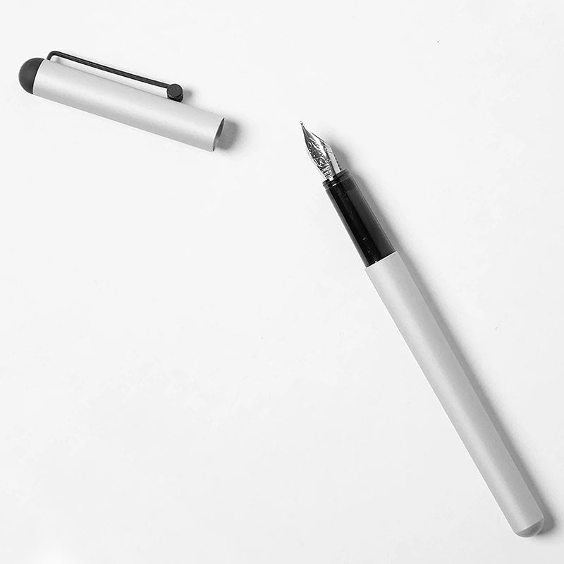 PARAFERNALIA Divina, Titanium